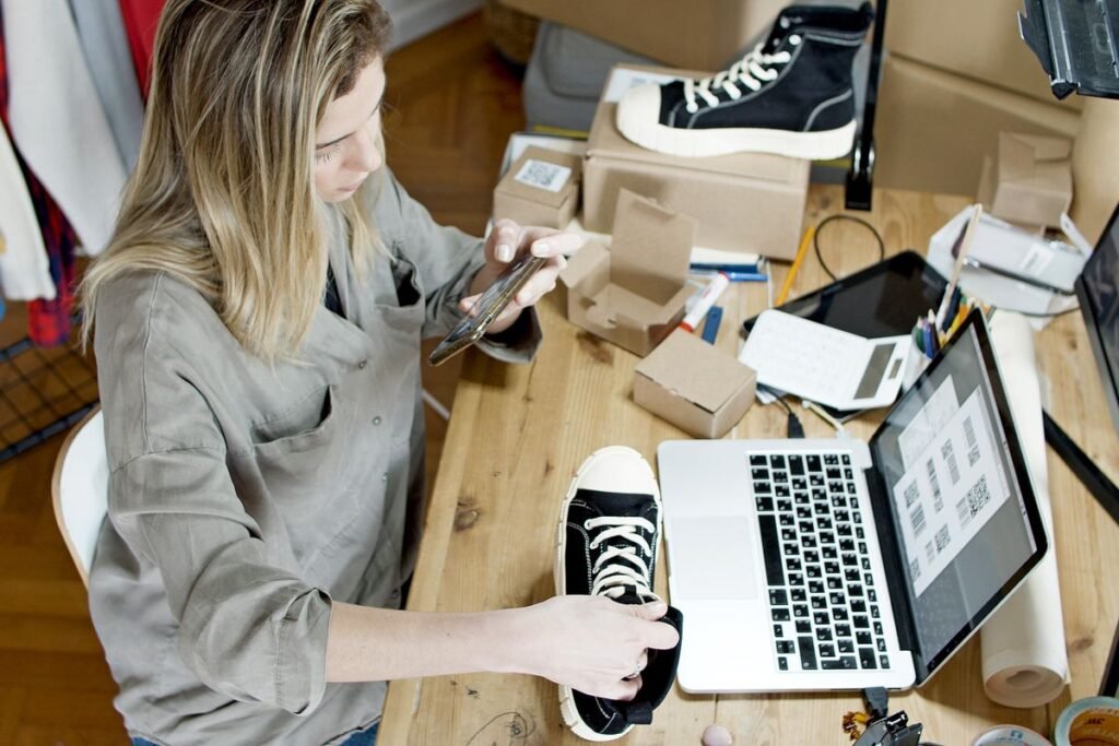 How to Calculate Margin With Tiered Shipping Costs